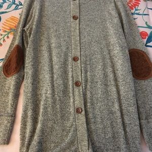 Medium back button detail top